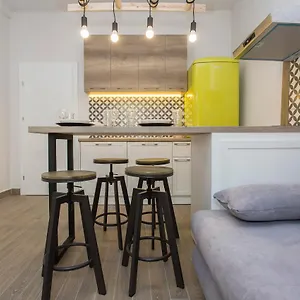 Appartamento Sunny And Modern 1bdr In The Center, Sofia