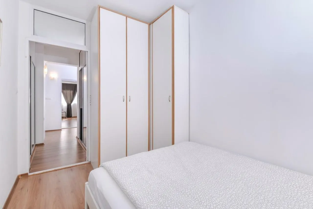 Eleganto - Central 2Bd Stylish Apartment By Flat Mаnager Σόφια