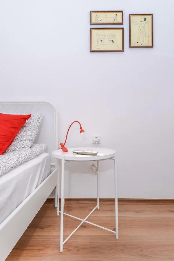 Eleganto - Central 2Bd Stylish Apartment By Flat Mаnager Sofie Bulharsko